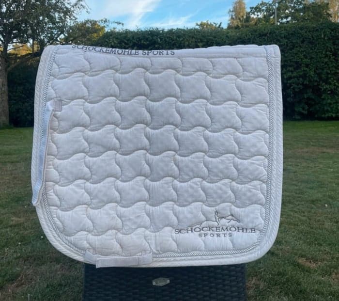 Media 1 av Vitt schabrak från Schockemöhle Sports