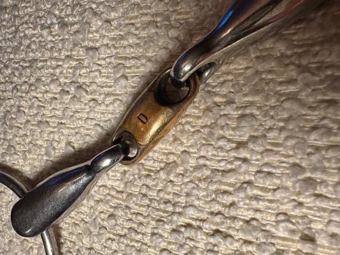 Media 2 av Tredelat bett med mässing i mitten, 13.5 