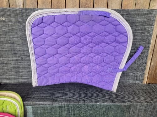 Bild av Purple saddle pad