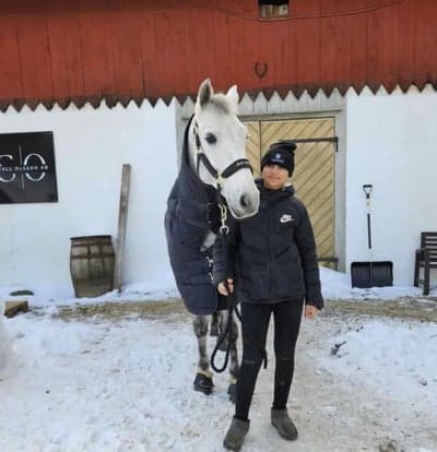 Inlägg 5 av Connemara med titeln Åkte till sitt nya hem!