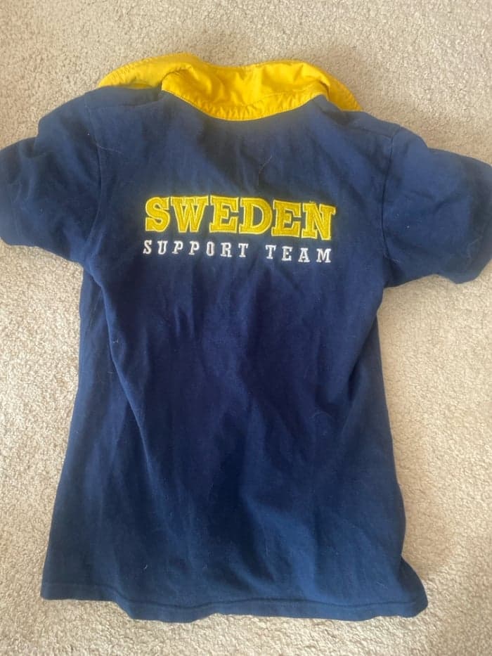 Media 3 of Mörkblå t-shirt