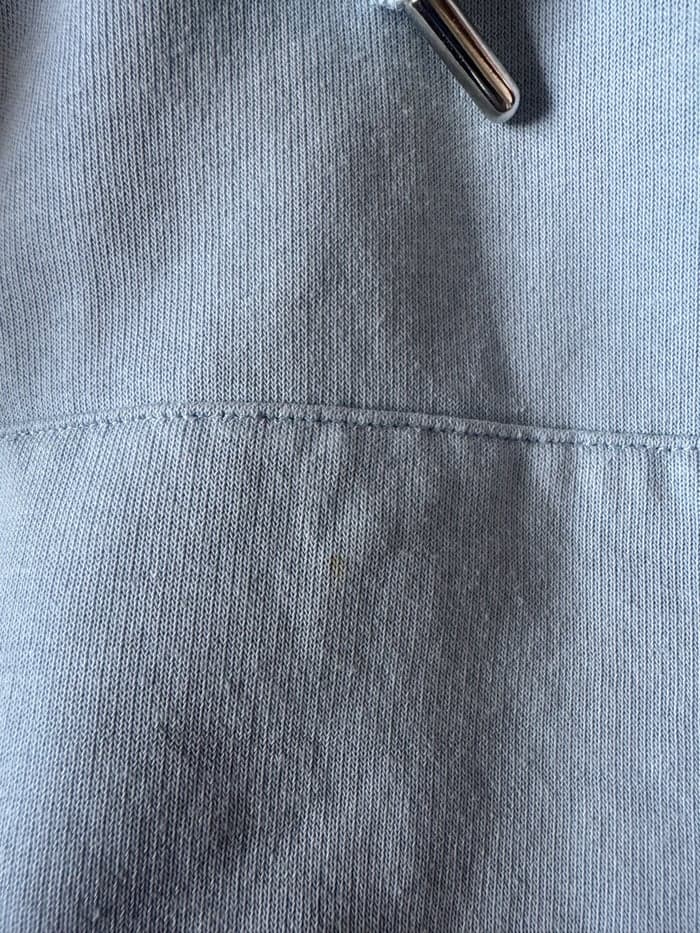 Media 4 of Ljusblå falsterbohoodie