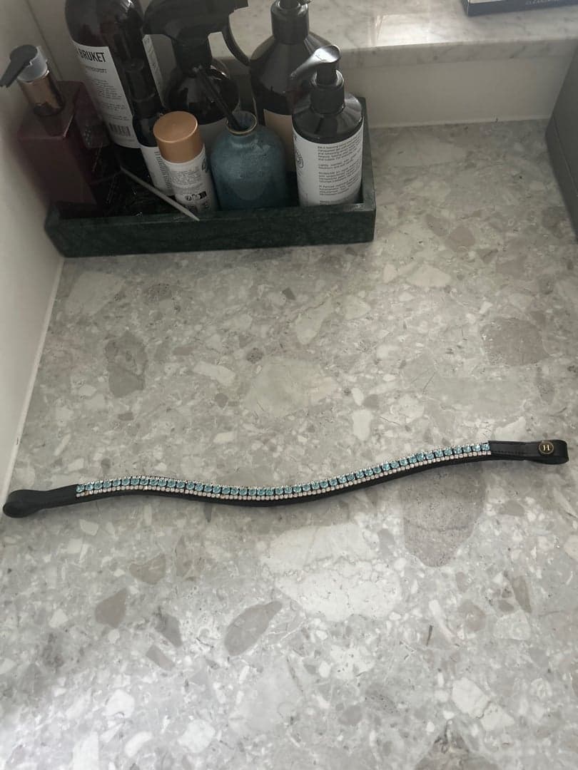 Bild 1 av Ljusblått pannband 