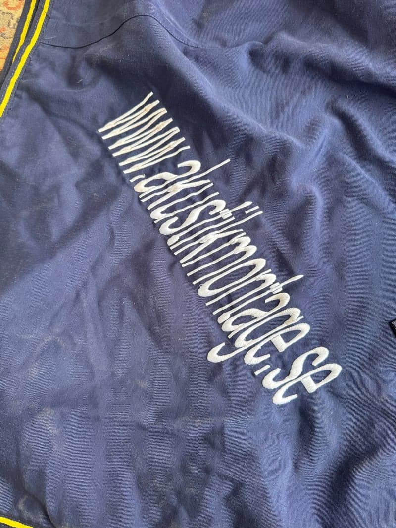 Bild 3 av Mörkblått stalltäcke från Söderhamns Hoppet