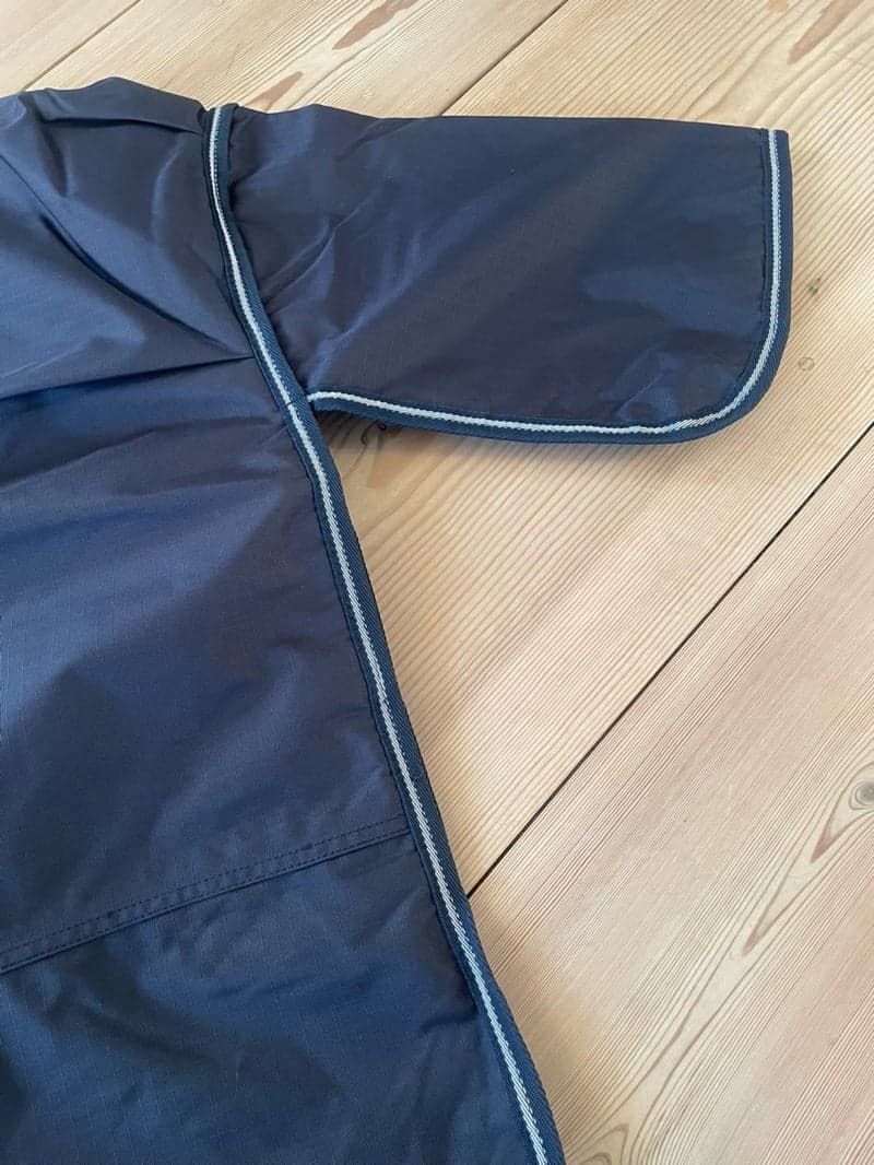 Bild 4 av Mörkblått utomhustäcke från Fairfield