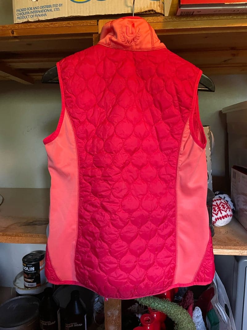 Image 2 of Rosa lättviktsväst från Jacson