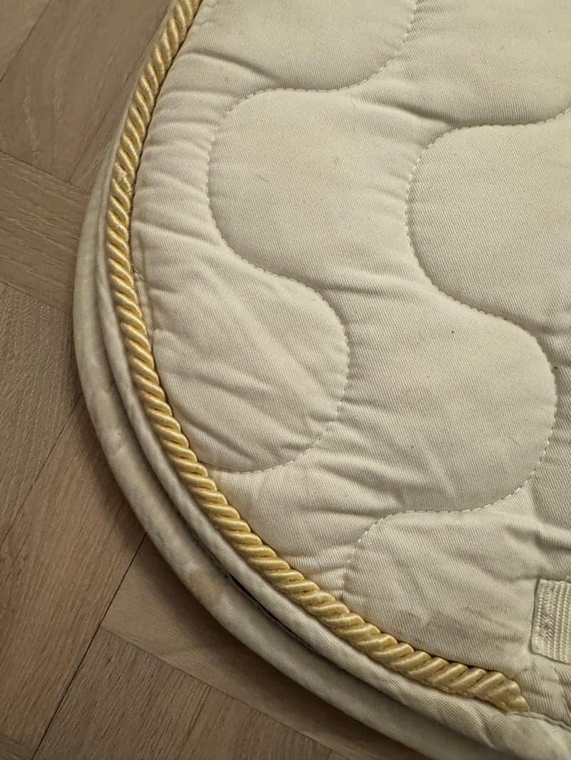 Bild 2 av Beige schabrak