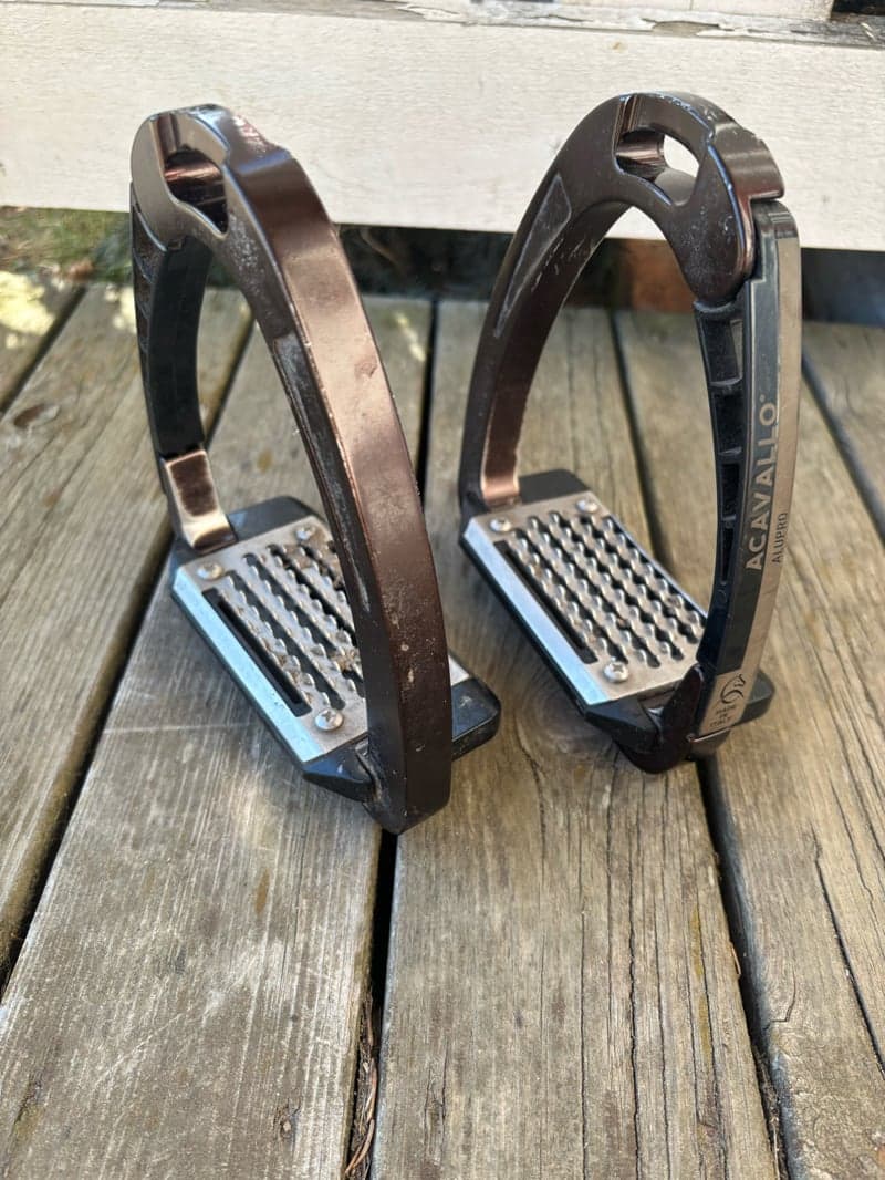 Bild 3 av stigbyglar från Acavallo