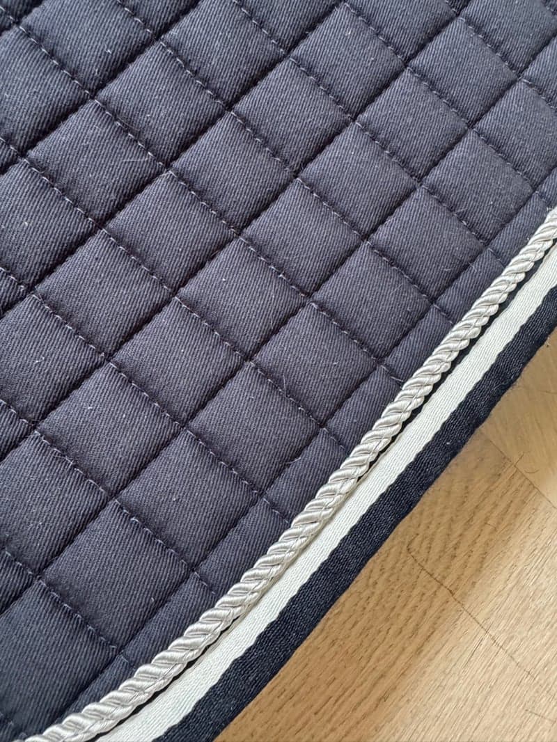 Bild 2 av Mörkblått schabrak från Schockemöhle Sports