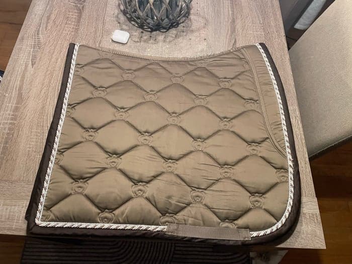 Media 1 of Brunt schabrak