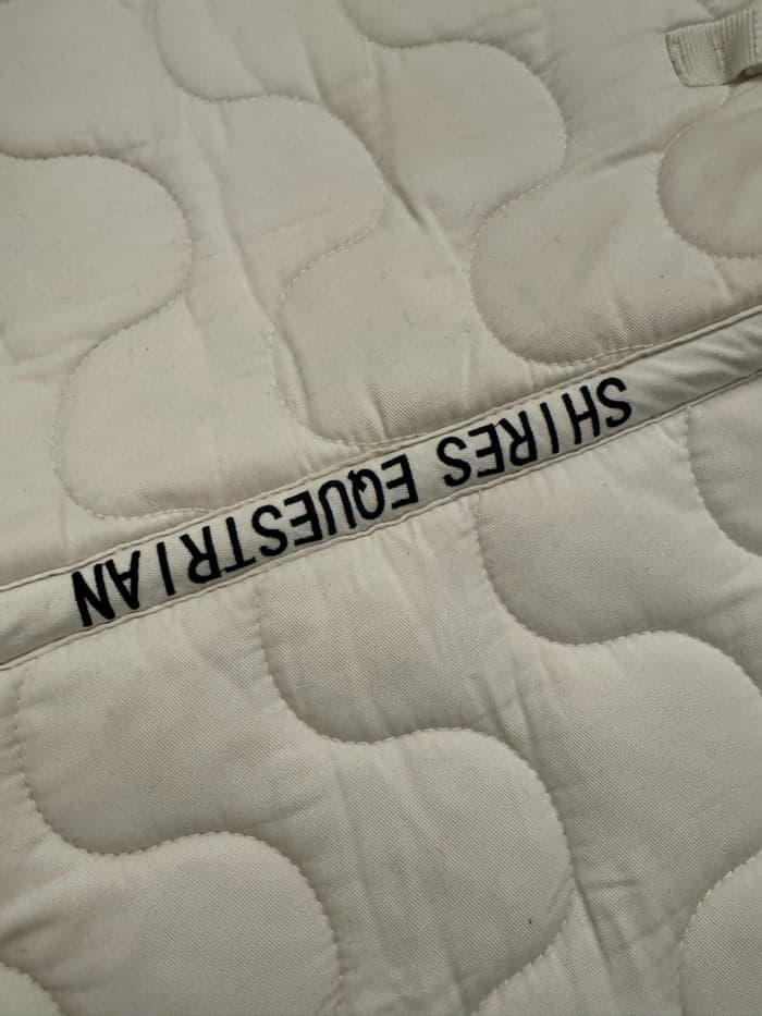 Media 5 av Beige schabrak
