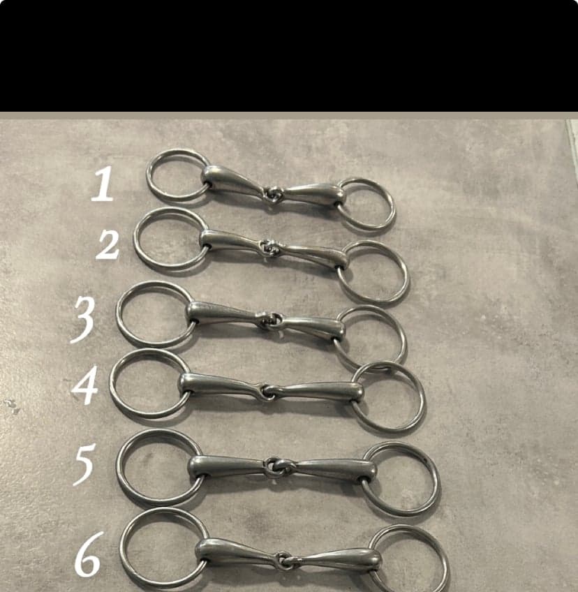 Bild 1 av Bett i fint skick