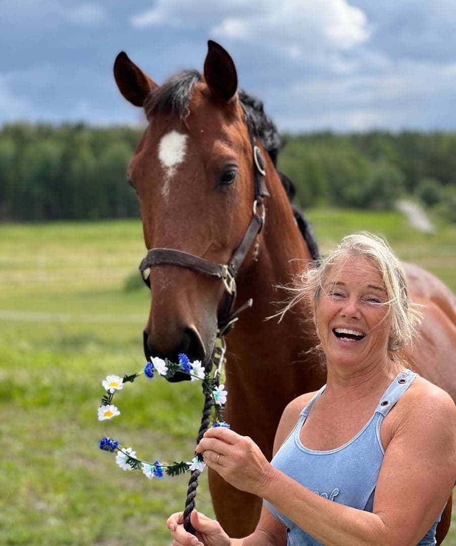 Bild 1 av Kir Royal BH