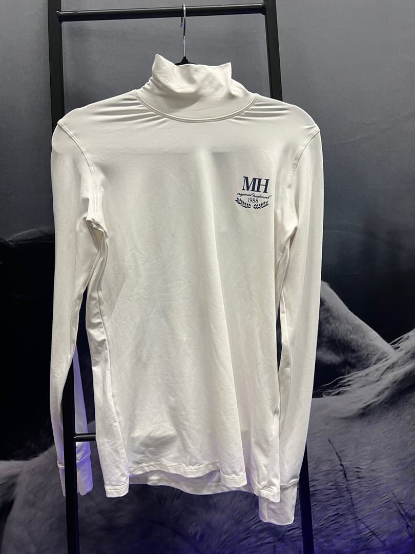 Image 1 of Vit långärmad tröja