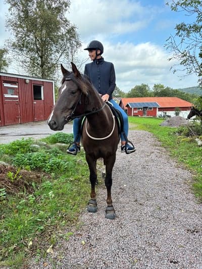 Syster och systerdotter på besök 🍁🦄