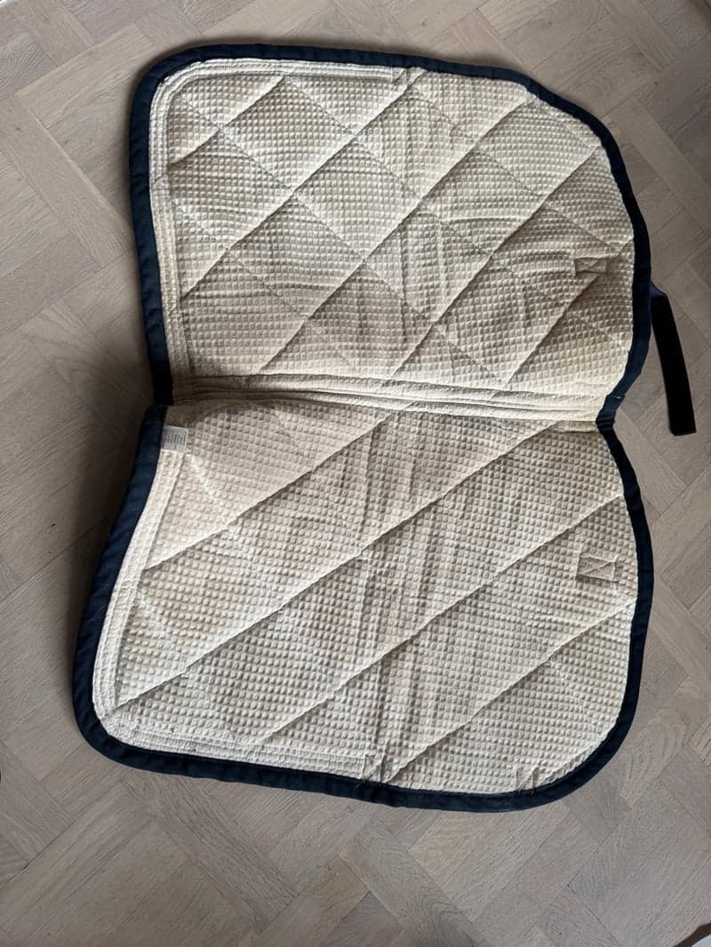 Image 4 of Mörkblått schabrak med matchande huva