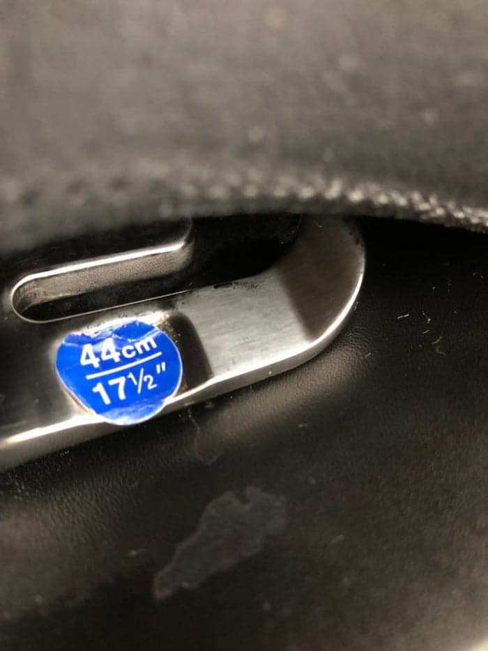 Media 5 av Bates Caprilli All Purpose CAIR – Easy-Change