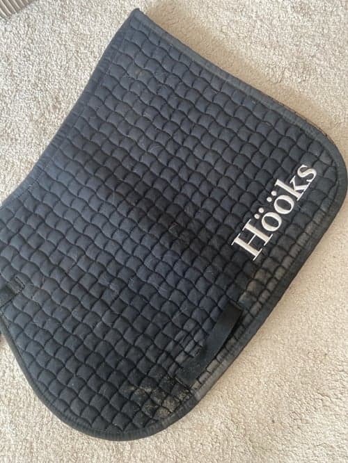 Image of Svart schabrak från Hööks