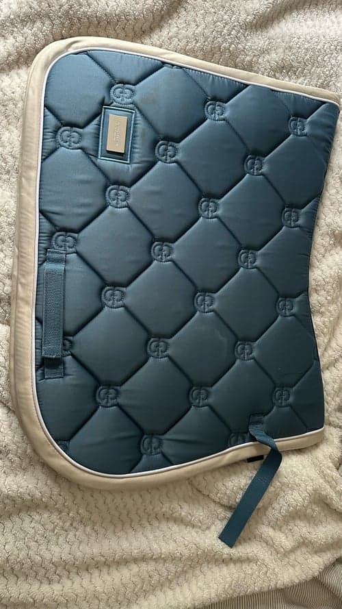 Bild av Blått schabrak från Equestrian Stockholm