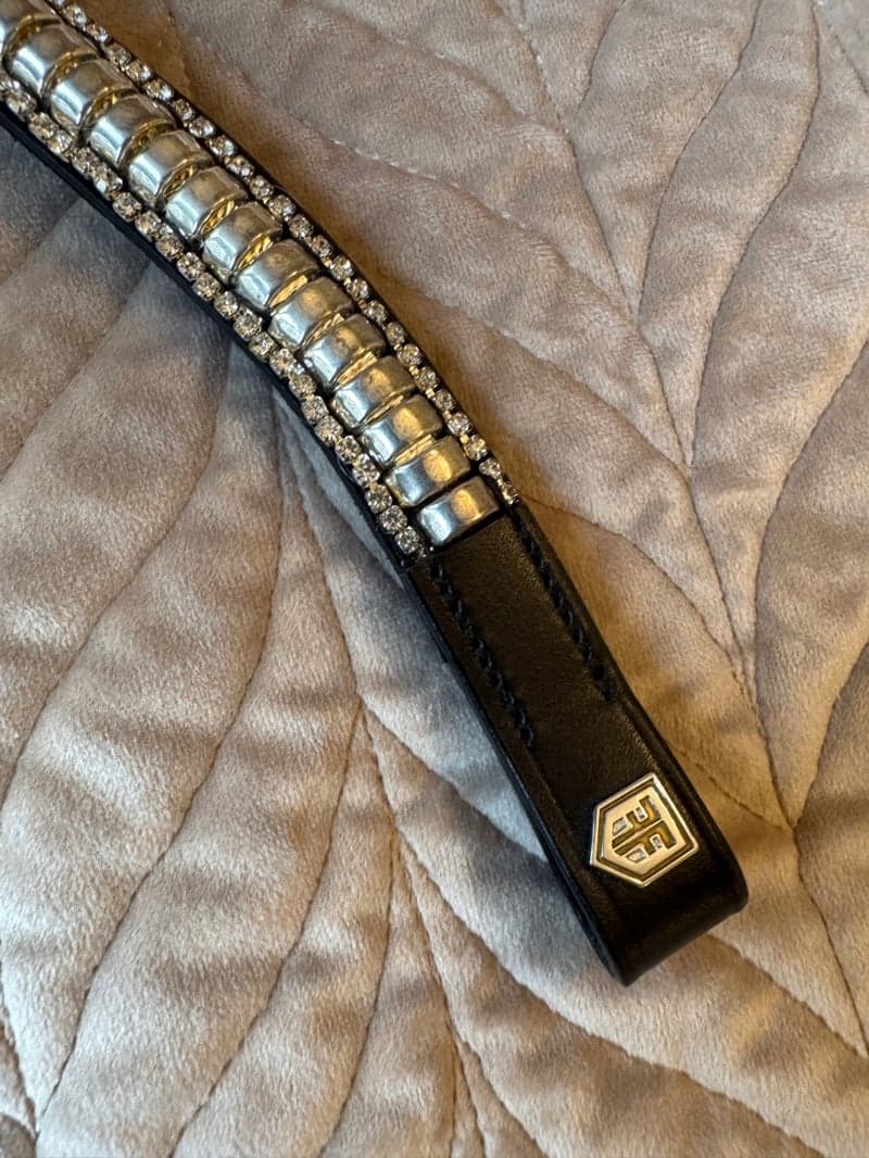 Bild 3 av Svart pannband med strass 