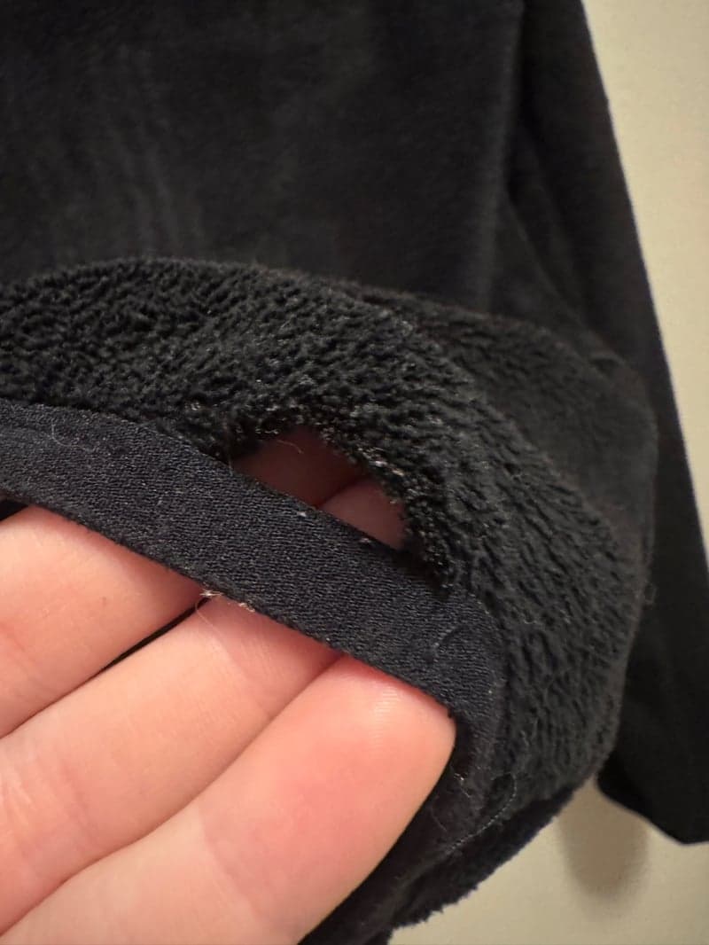 Image 2 of Svart myströja från Equline 