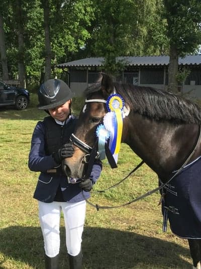 Inlägg 412 av Hoppning med titeln Första vinsten❤️