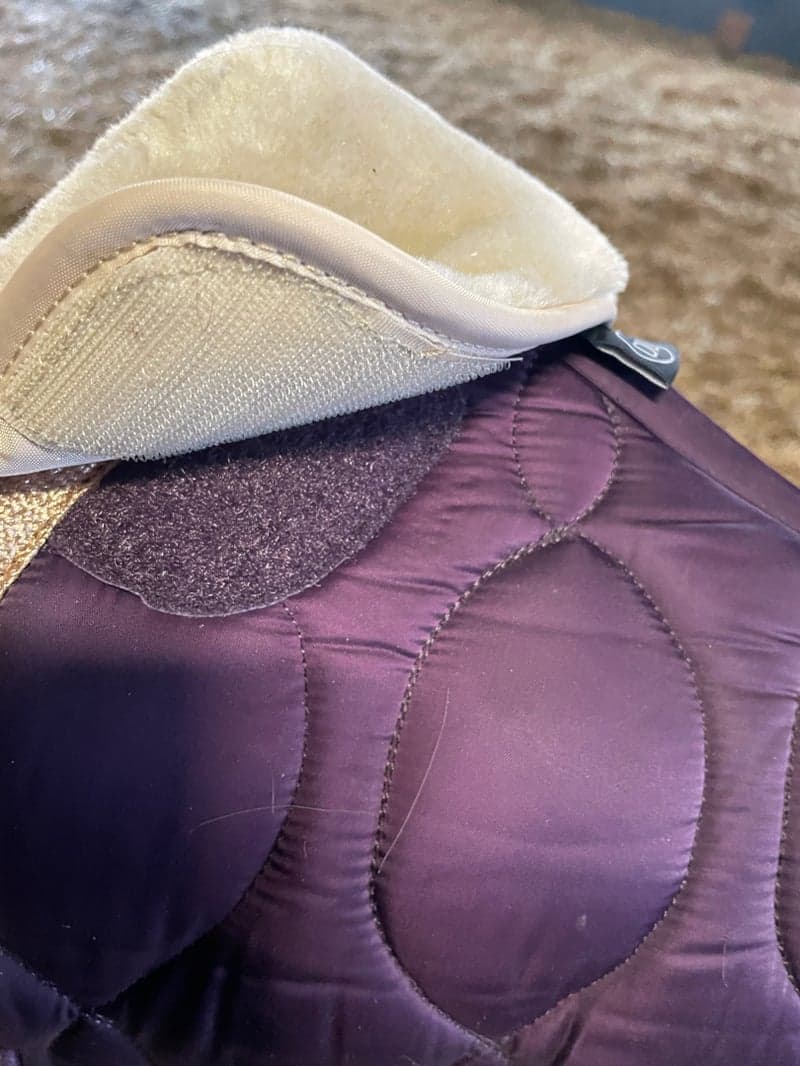 Bild 3 av Mörklila schabrak från Eskadron