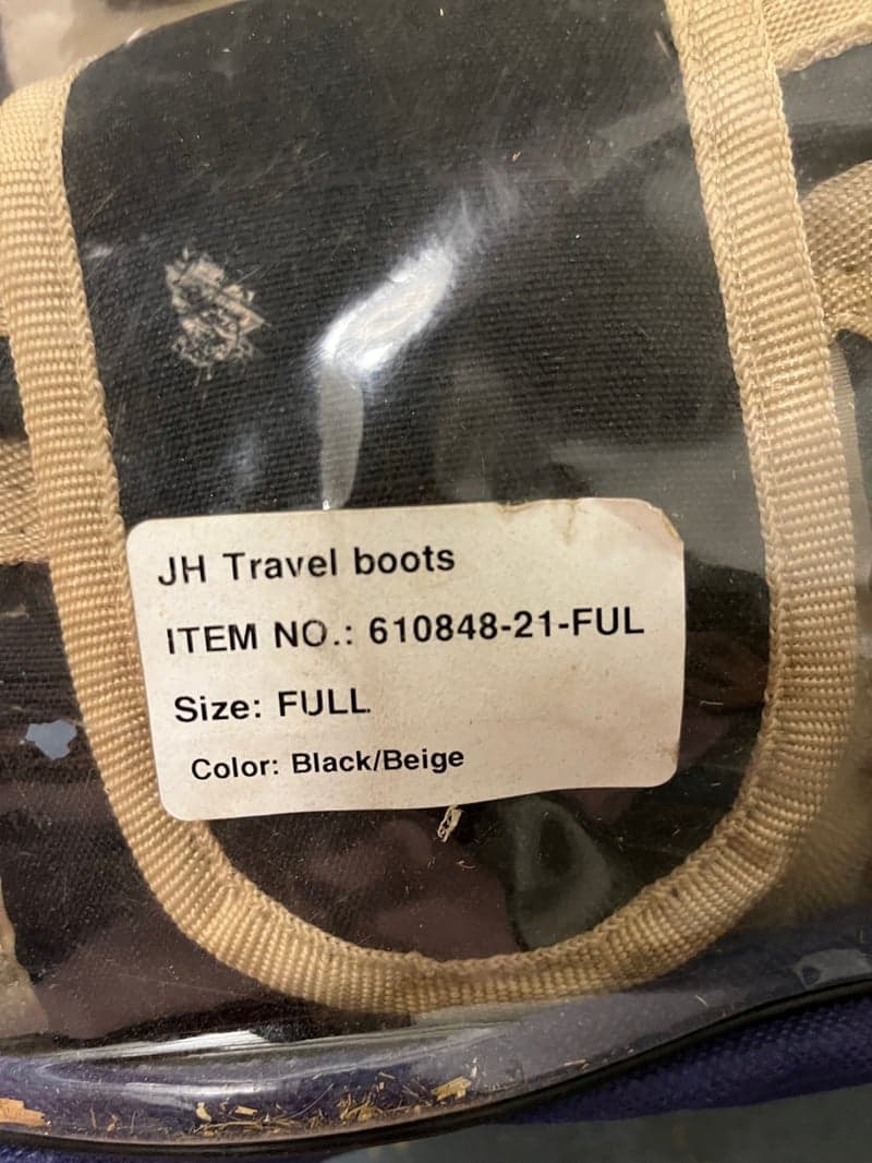 Image 2 of Svarta transportskydd från JH Collection