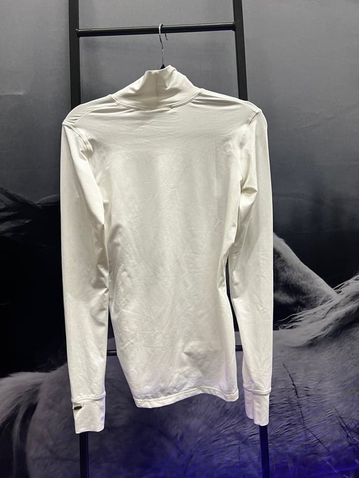 Media 2 of Vit långärmad tröja