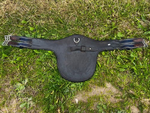 Bild av Svart magplatta