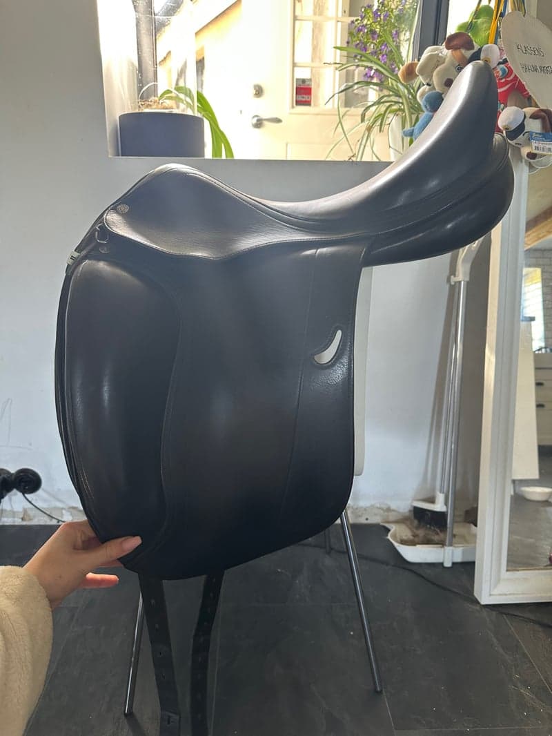 Bild 4 av Svart sadel