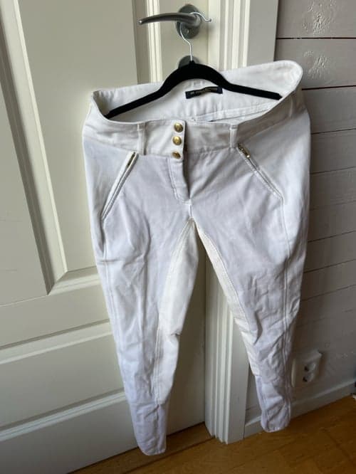 Image of Vita ridbyxor från JR Collection