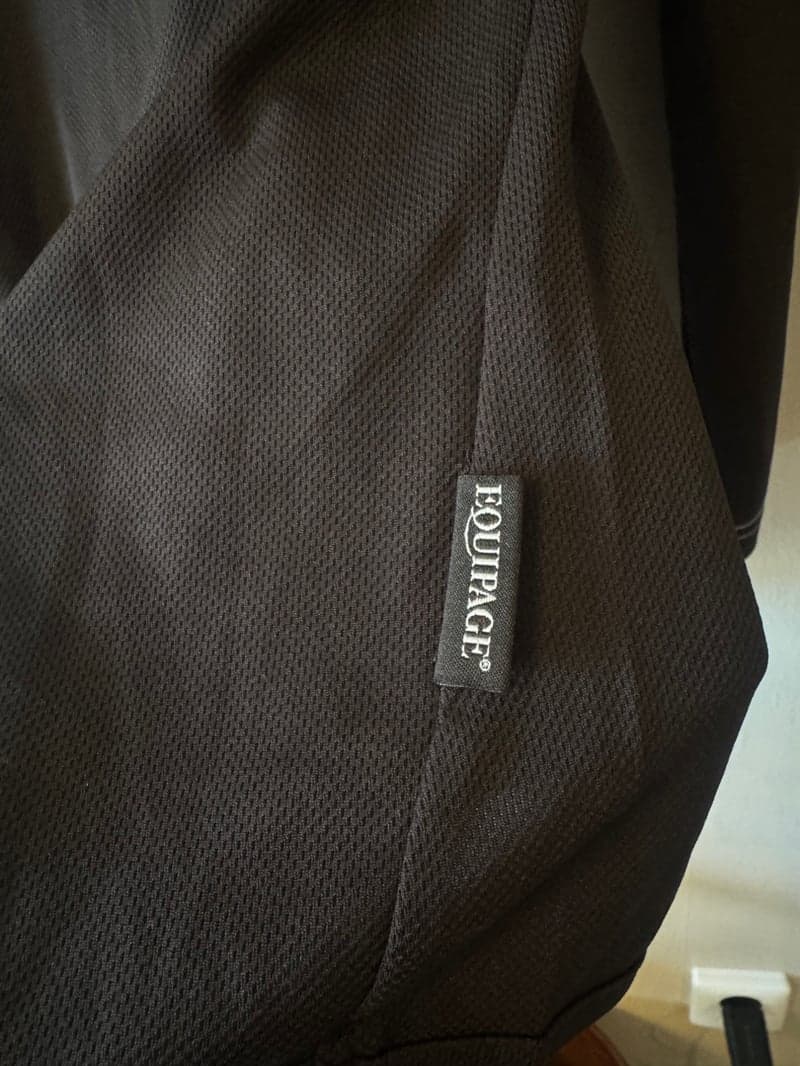 Bild 4 av Svart långärmad tröja från Equipage