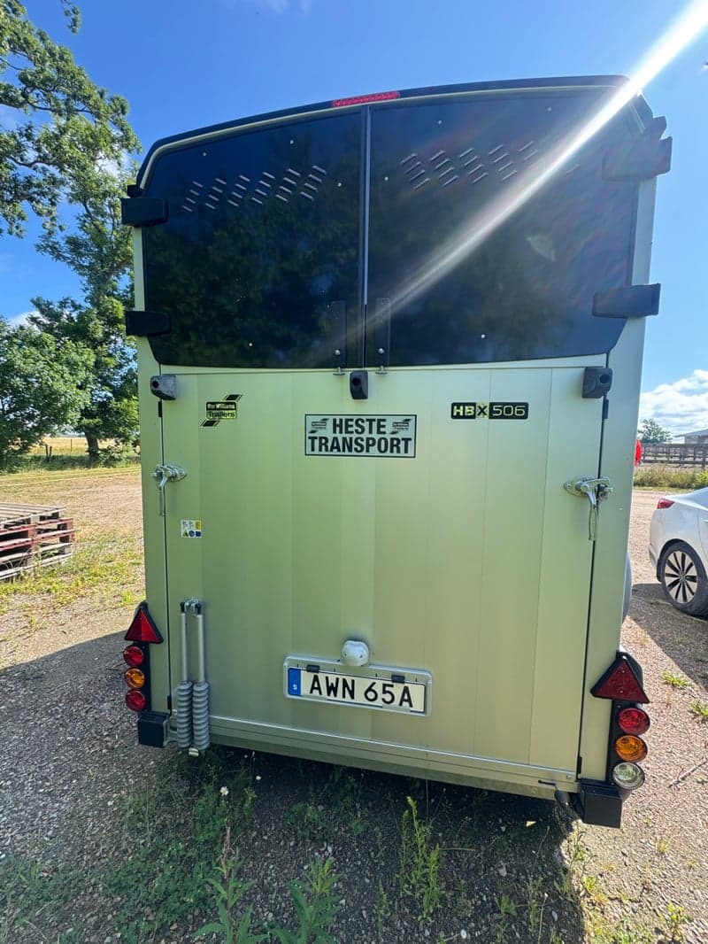 Bild 4 av Ny hästtransport från Williams Trailers