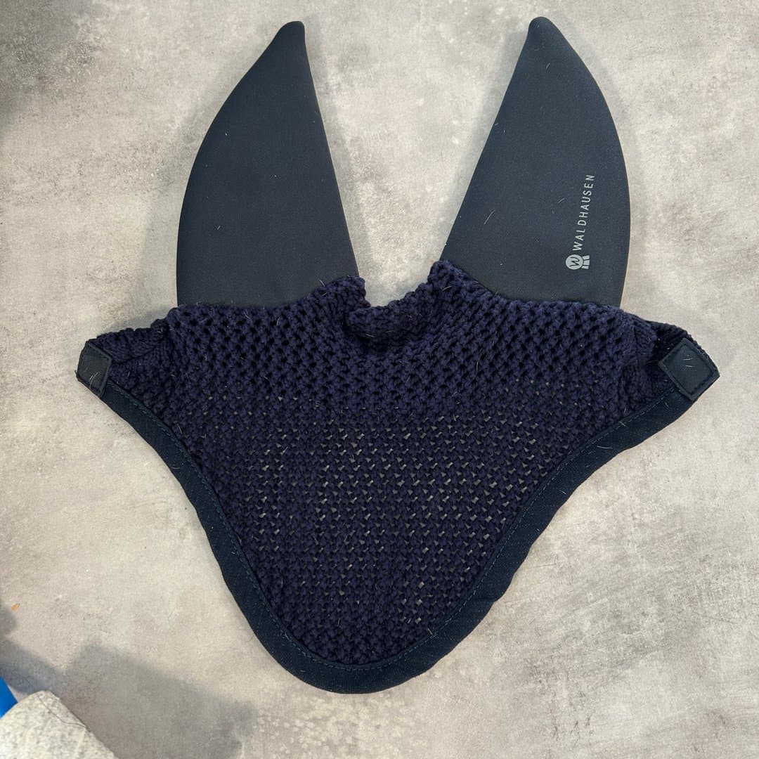 Bild 1 av Mörkblå soundless flughuva från Waldhausen