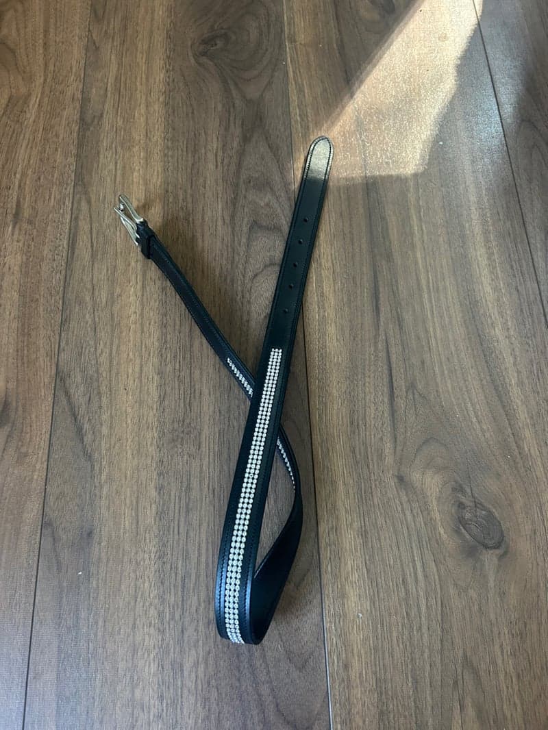 Bild 2 av Svart bältesrem med glitter