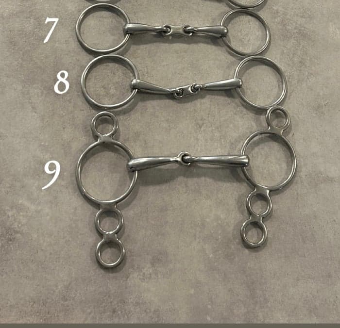 Media 2 av Bett i fint skick