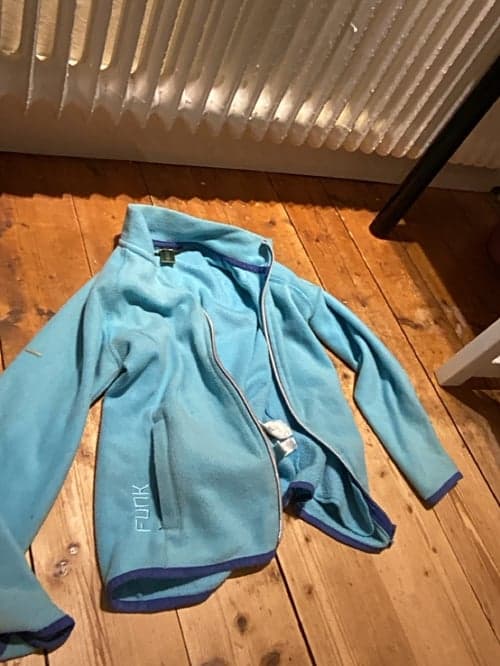 Bild av Blå fleecejacka,väldigt bra skick.