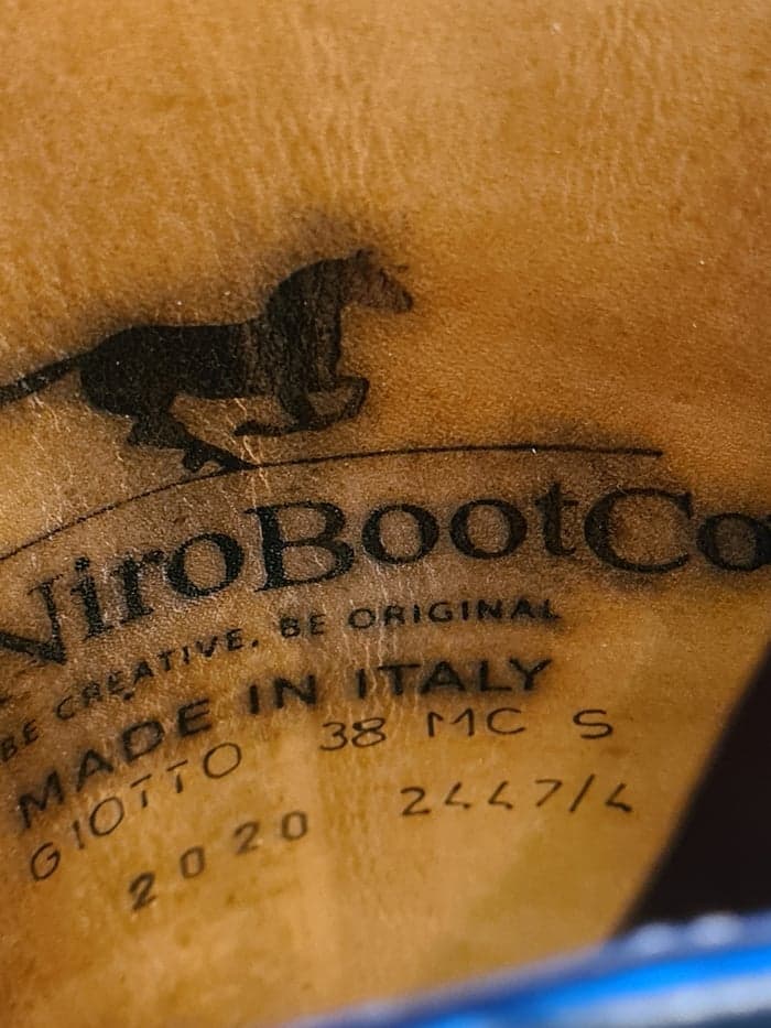 Media 3 of Svarta ridstövlar, De Niro