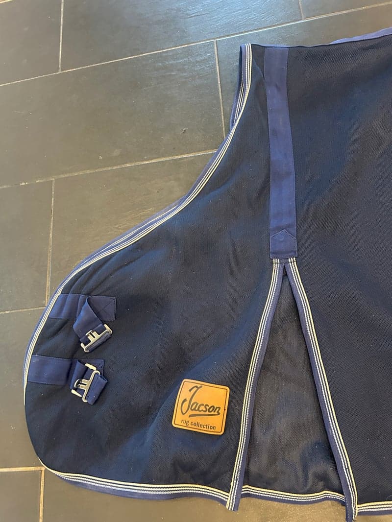 Bild 2 av Mörkblå transporttäcke