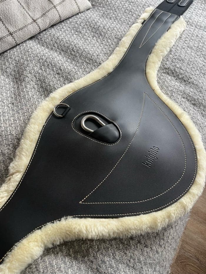 Media 5 av Svart sadelgjord från Knights