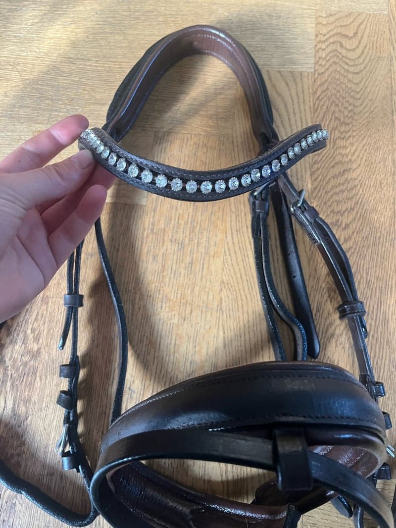 Bild 2 av Mörkbrunt träns