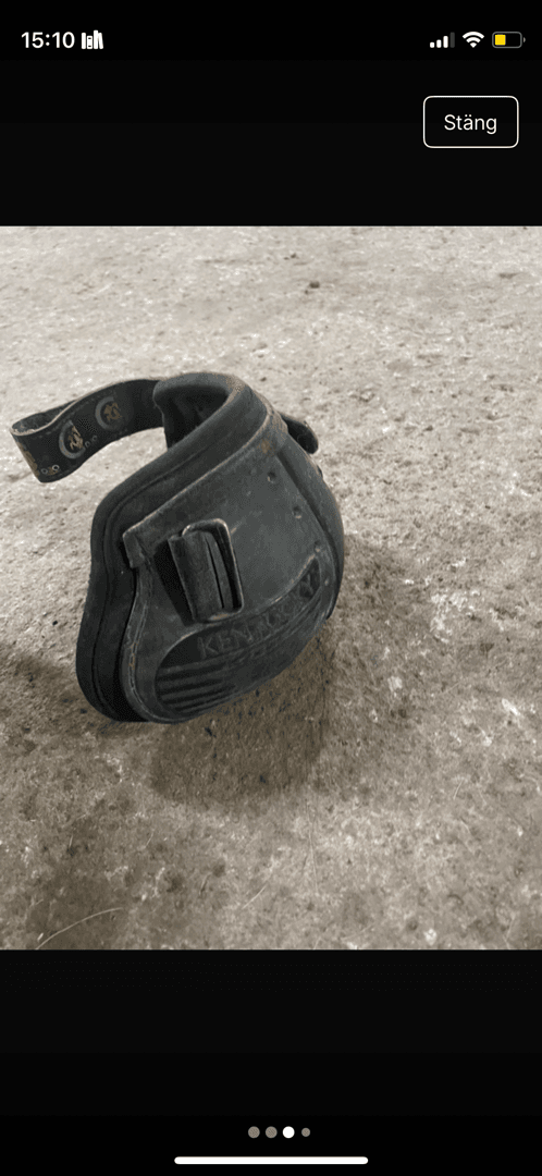 Bild av Svarta bakbenskydd från Kentucky Horsewear