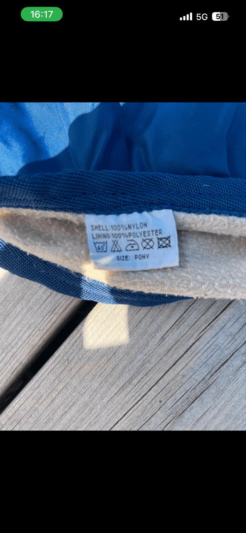 Media 2 av Blått täcke