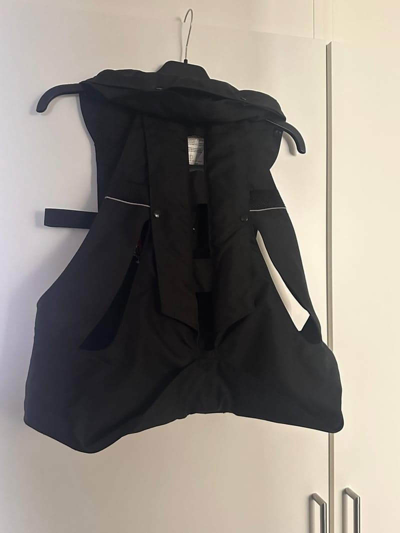 Bild 2 av Airbag väst