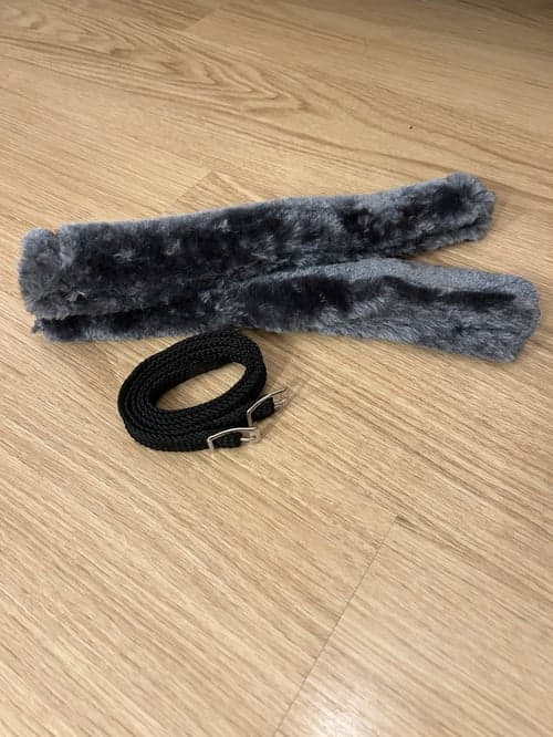 Bild av Nos- och nackludd + sporr remmar