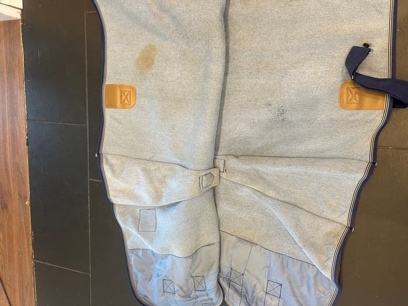 Bild 4 av Mörkblå transporttäcke