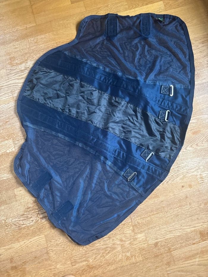 Media 3 av Blått och vitt halstäcke från Rambo