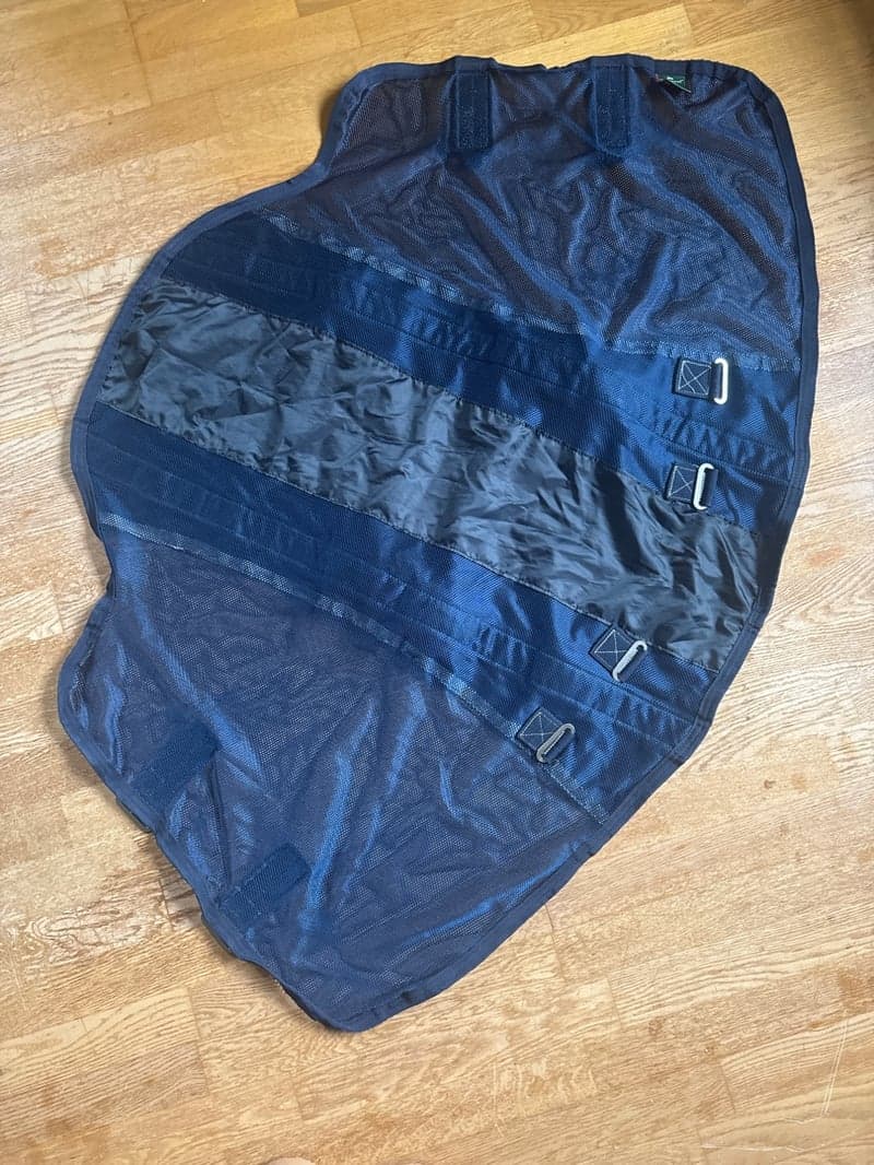 Bild 3 av Blått och vitt halstäcke från Rambo