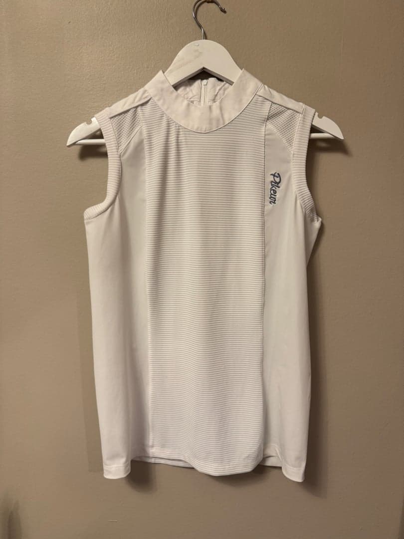 Bild 1 av Vit tävlingstopp utan ärmar från Pikeur